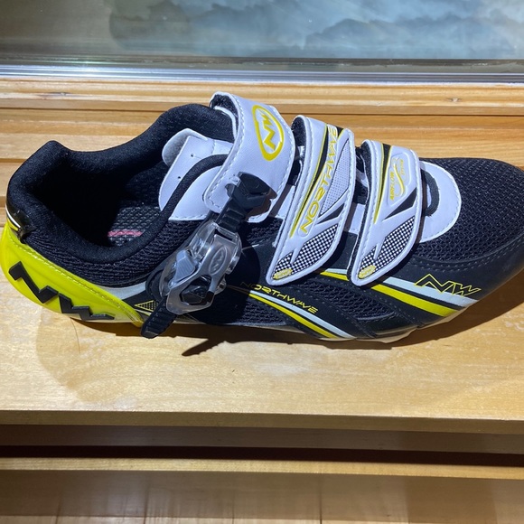 Northwave NW Passion Airflow System black Cycling Shoes - Picture 1 of 6